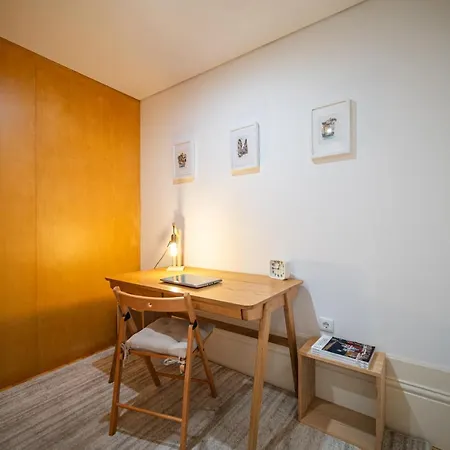 Joivy Modern Flat With Patio In Central *