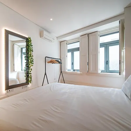 Joivy Modern Flat With Patio In Central Apartment